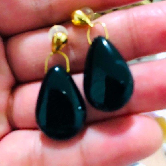 Onyx earing - Picture 4 of 8
